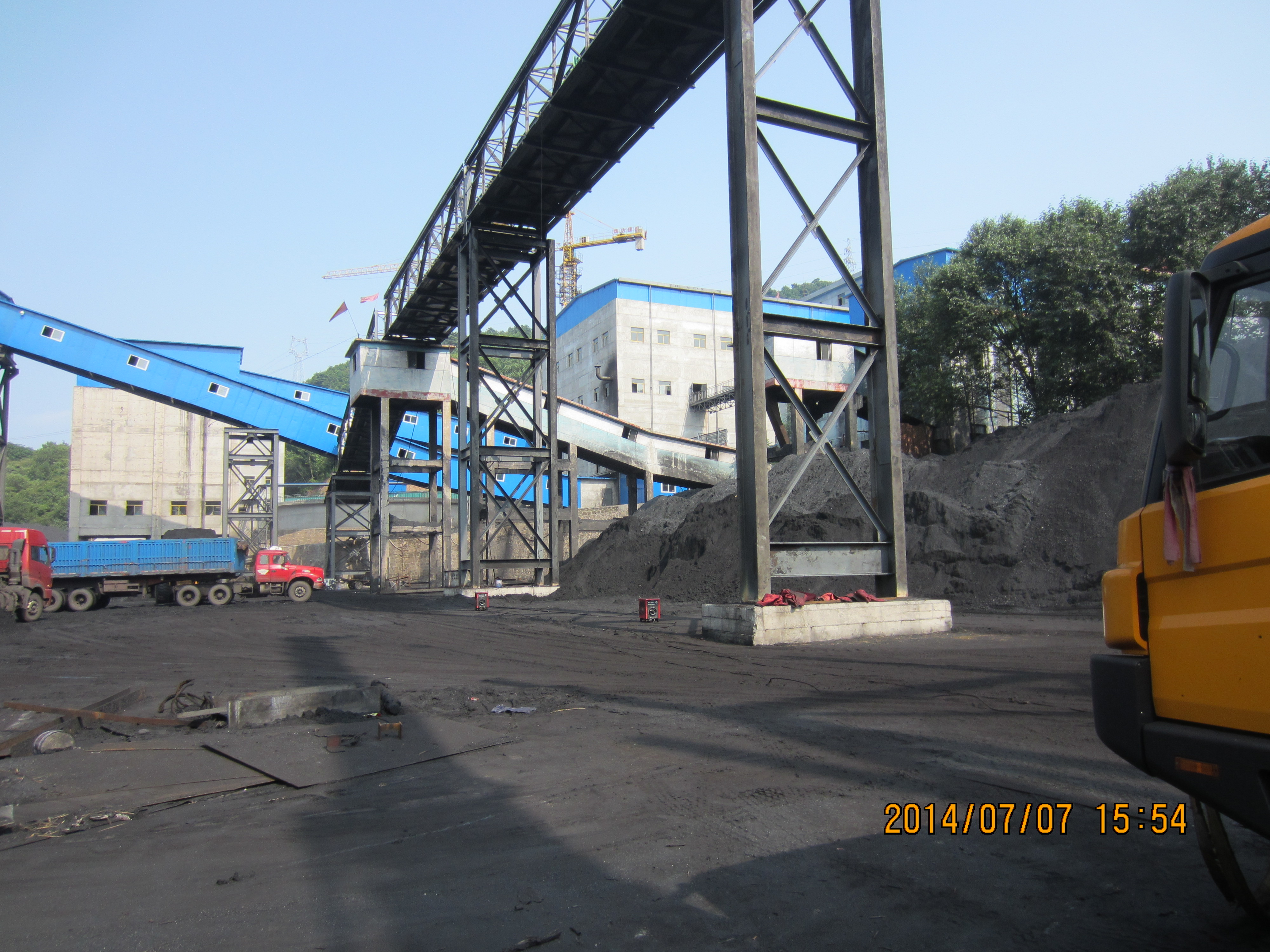 Belt scale equipment installed in a Shanxi coal washing plant conveyor gallery